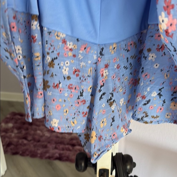 Derek Heart Blue Floral Mini Dress This is a romper! Size Junior L - Picture 6 of 6